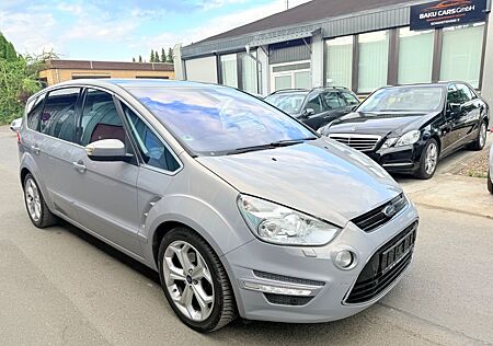 Ford S-Max Titanium