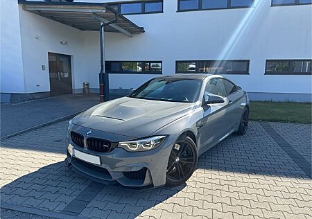 BMW M4 CS CS