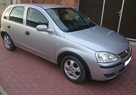 Opel Corsa C 5-Türer 8-fach bereift TÜV neu