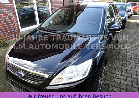 Ford Focus Lim. Style +KLIMA+ALU+ZV+EFH+CD+BC+1.Hand