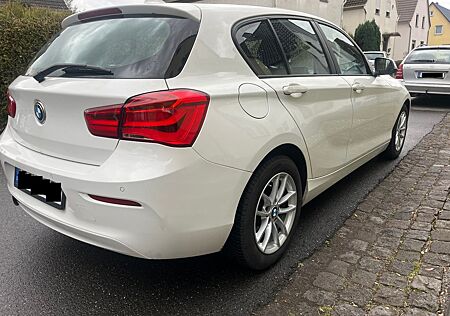 BMW 116i Sport Line Sport Line