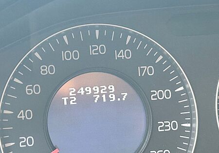 Volvo XC 70 gebraucht kaufen Volvo XC 70 XC70 D5 AWD Summum Summum