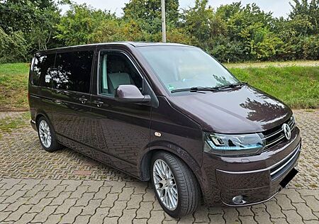 VW T5 Multivan Volkswagen /LED/Standhzg/19 Zoll Felgen/Camper