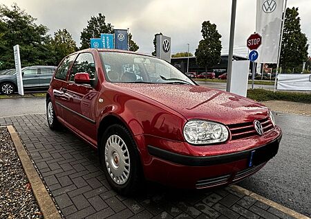 VW Golf Volkswagen 4 1.9TDI AHK TÜV NEU DE Auto YOUNGTIMER