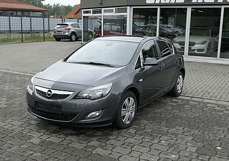 Opel Astra J Lim. 5-trg. Sport/Leder!!!Euro5/Navi
