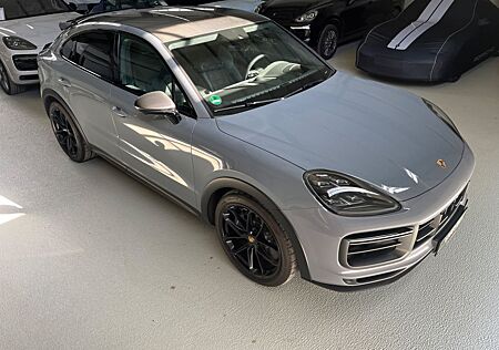 Porsche Cayenne Coupe Turbo GT,