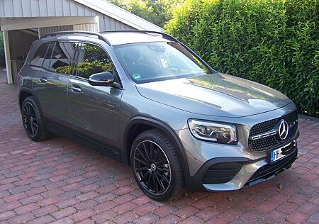 Mercedes-Benz GLB 200 AMG Night-Line Pano Kamera Alu Garantie