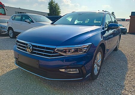 VW Passat Variant Volkswagen Business, R LIne, RFK, LED