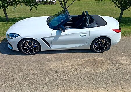 BMW Z4 sDrive20i Advant.,Autom. SH, Rfk,19"neu, GW