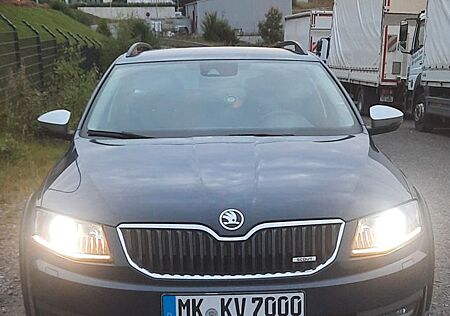 Skoda Octavia 2.0 TDI DSG 4x4 Scout Combi Scout