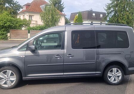 VW Caddy Volkswagen Maxi, Behindertenumbau mit Rampe