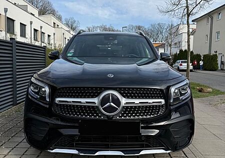 Mercedes-Benz GLB 200 d AMG Line
