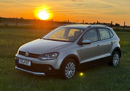 VW Polo Volkswagen Cross 6R 1.2 TSI Scheckheft/ Tausch möglich