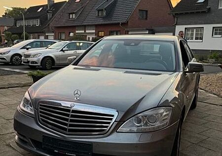 Mercedes-Benz S 400 HYBRID -