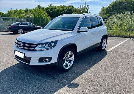 VW Tiguan Volkswagen 1.4 TSI LOUNGE Sport, NAVI, XENON, AHK