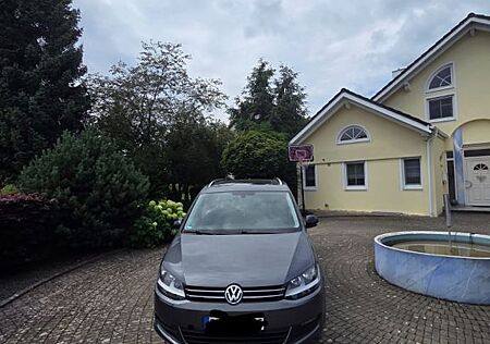 VW Sharan Volkswagen 2.0 TDI DSG 125kW BMotion T Comfortli...