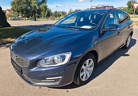 Volvo V60 Kombi Kinetic*Leder*Navi*PDC*TÜV NEU*