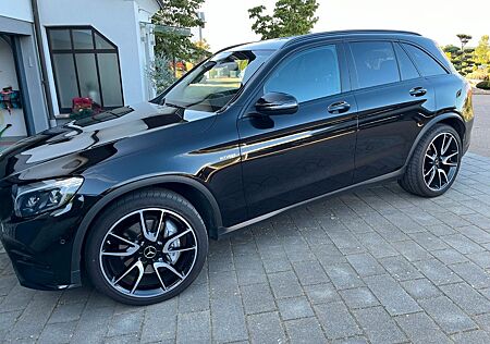 Mercedes-Benz GLC 43 AMG Mercedes-AMG GLC 43 4MATIC Autom....