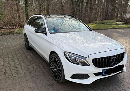 Mercedes-Benz C 400 4MATIC T Autom. -, carplay, Vmax offen