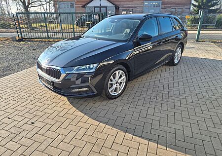 Skoda Octavia Combi Ambition, LED, Navi, PDC