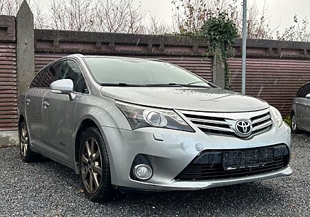 Toyota Avensis Combi 2,0-l-D-4D Executive