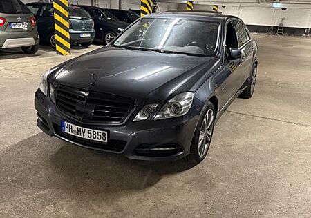 Mercedes-Benz E 350 CDI 4MATIC Airmatic voll, TÜV neu