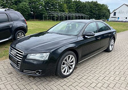 Audi A8 3.0 TDI quattro!4xShzg!Navi!Automatik!Bose!