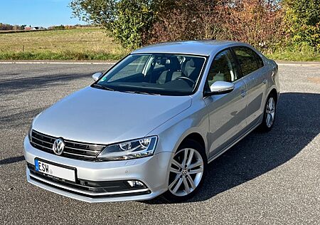 VW Jetta Volkswagen 1.4 TSI 92kW BlueMotion Technology -