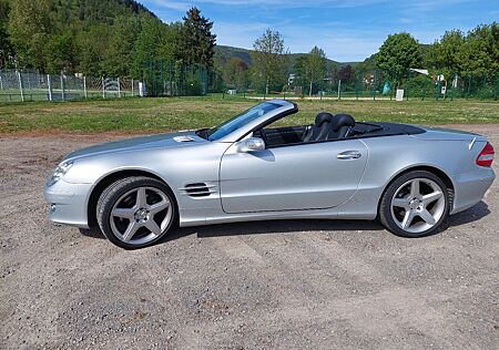 Mercedes-Benz SL 350 , Xenon, AMG Felgen, gepflegt, Service neu
