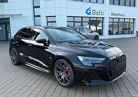 Audi RS3 2.5 TFSI Sportback+MATRIX+HUD+SONOS+PANO
