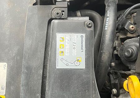 Skoda Superb 2.0 TDI SCR DSG SportLine Combi SportLine