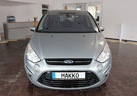 Ford S-Max *Titanium*SIZH*KLIMAAUTOMATIK*TEMPOMAT*