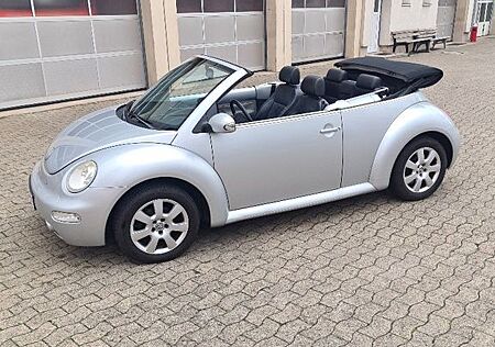 VW Beetle gebraucht kaufen VW Beetle Volkswagen New- Cabriolet