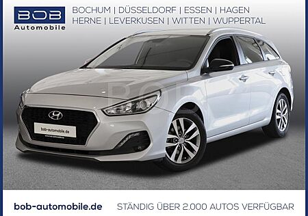 Hyundai i30 Kombi 1.4 Passion SHZ LHZ PDC ALU KAMERA GRA