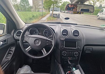 Mercedes-Benz ML 320 CDI 4MATIC -