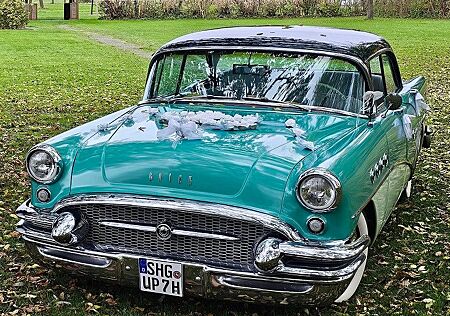 Buick Century V8 Oldtimer - 1955 Heckflosse einmalig