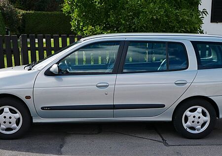 Renault Megane Grandtour Authentique 1.4 16V Authentique