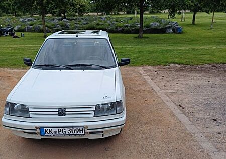 Peugeot 309 Sondermodell "Green"