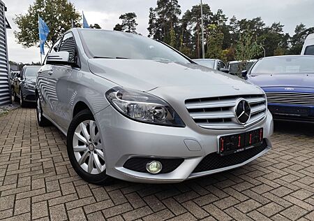 Mercedes-Benz B 180 B -Klasse Rückfahrkamera / Navi