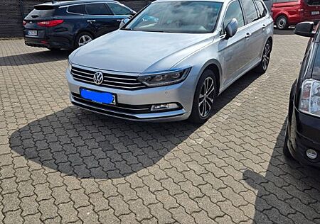 VW Passat Variant gebraucht kaufen VW Passat Variant Volkswagen 2.0 TDI SCR DSG Highline Vari...