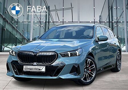 BMW 520d xDrive Touring M Sport Pro HK HiFi DAB