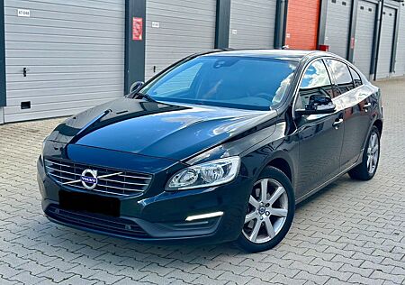 Volvo S60 D2 Geartronic Momentum Momentum