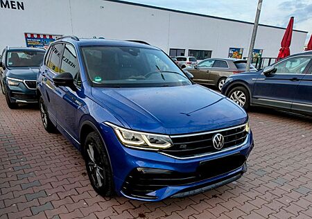VW Tiguan Volkswagen 2.0 TDI SCR 147kW DSG 4MOTION R-Line ...