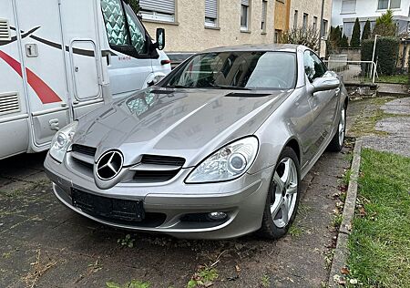 Mercedes-Benz SLK 200 KOMPRESSOR - 1. Hand