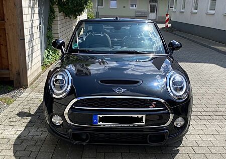 Mini Cooper S Cabrio LEDER/PDC/NAVI Spracherk.+Touchs