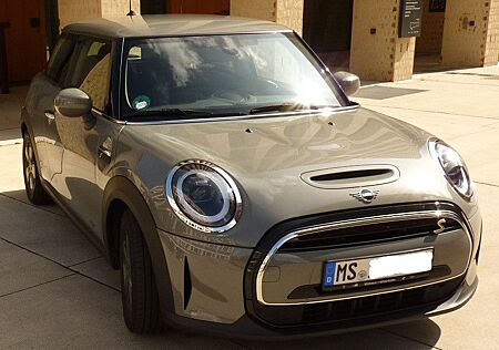 Mini Cooper SE 1. Hd. sehr gepflegt Klima PDC Sports.