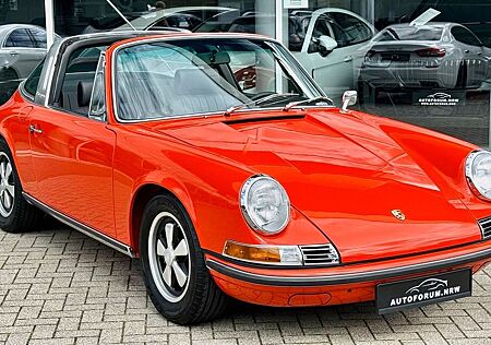 Porsche 911 Urmodell 911 T 2.7 Ölklappe Targa - 1.863km - restauriert