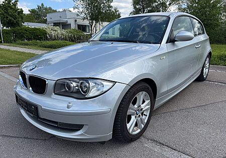 BMW 118i Lim Advantage AHK Klima PDC Xenon HU03/2027
