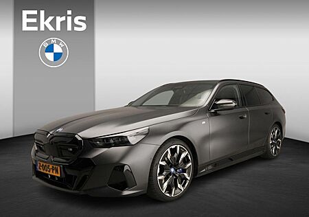 BMW i5 Touring M60xDrive | M-Sportpakket | LED | HUD