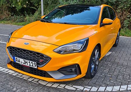 Ford Focus 2,3 EcoBoost ST Styling-Paket ST Styli...